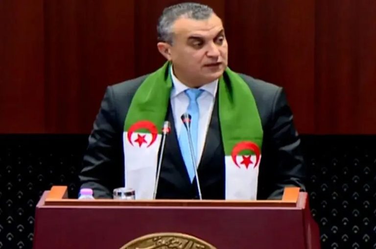 وزير البريد والمواصلات السلكية واللاسلكية، سيد علي زروقي: النص الجديد لخدمات الثقة والتحول الرقمي خطوة أساسية