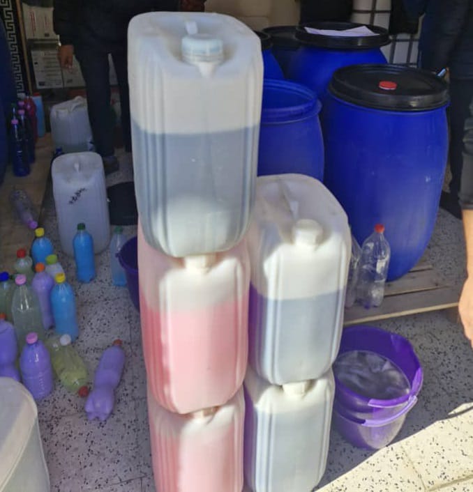 شرطة_عين_الدفلى  حجز 5000 لتر من مواد تنظيف مجهولة المصدر بمدينة جندل