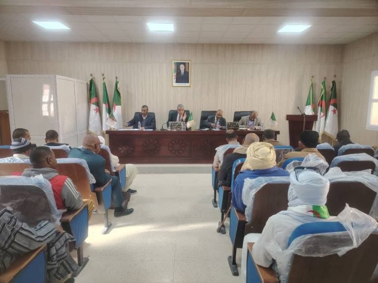 السلطات المحلية بسالي تعقد اللقاء الدوري للمجتمع المدني لمتابعة انشغالات المواطنين.