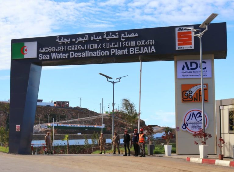 دخول محطة تحلية مياه البحر “تيغرمت” مرحلة التشغيل بكامل طاقتها