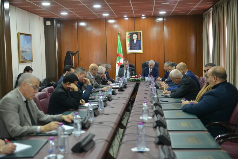 تعزيز الكهرباء الفلاحية… لجنة الفلاحة تستمع لوزير الطاقة حول تقدم البرنامج وآفاقه المستقبلية