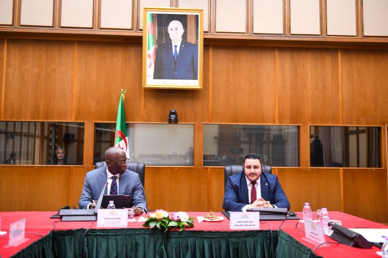 نائب رئيس المجلس الشعبي الوطني يستقبل نائب رئيس البنك العالمي لمنطقة الشرق الأوسط وشمال إفريقيا