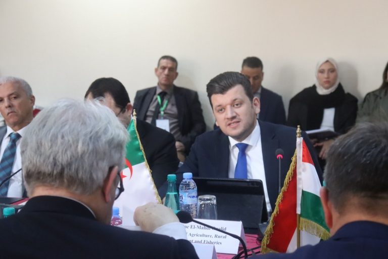 اختتام الدورة الرابعة للجنة الحكومية المشتركة الجزائرية-المجرية للتعاون الاقتصادي والتقني والعلمي