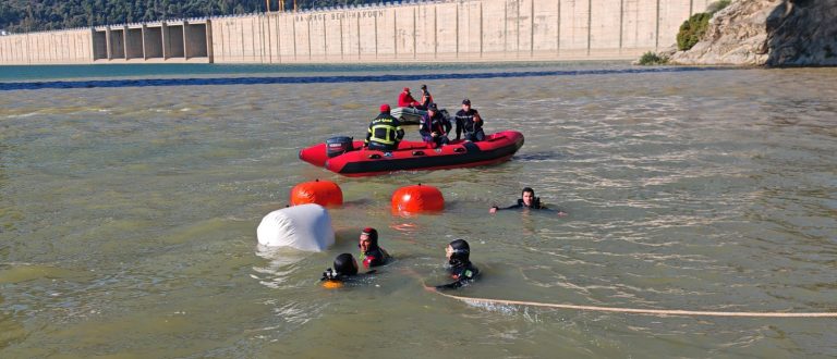 المديرية العامة للحماية المدنية تنفذ تمرينًا تطبيقيًا لفرق الغطس في الشلف