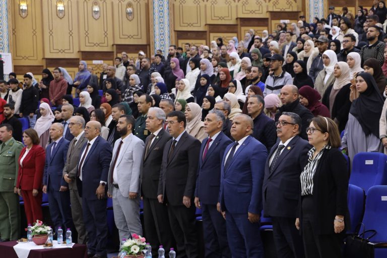 اليوم الدراسي بولاية المدية يناقش ترقية الحقوق والحريات في دستور 2020