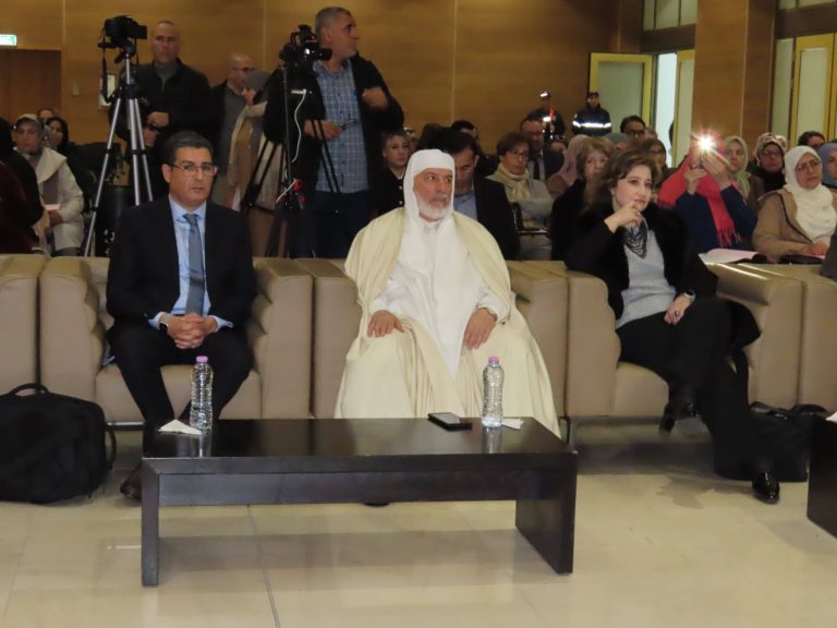 وزير الصحة يطلق دليل وطني لتوحيد الممارسات الطبية وتحسين رعاية الأمومة والطفولة بالجزائر