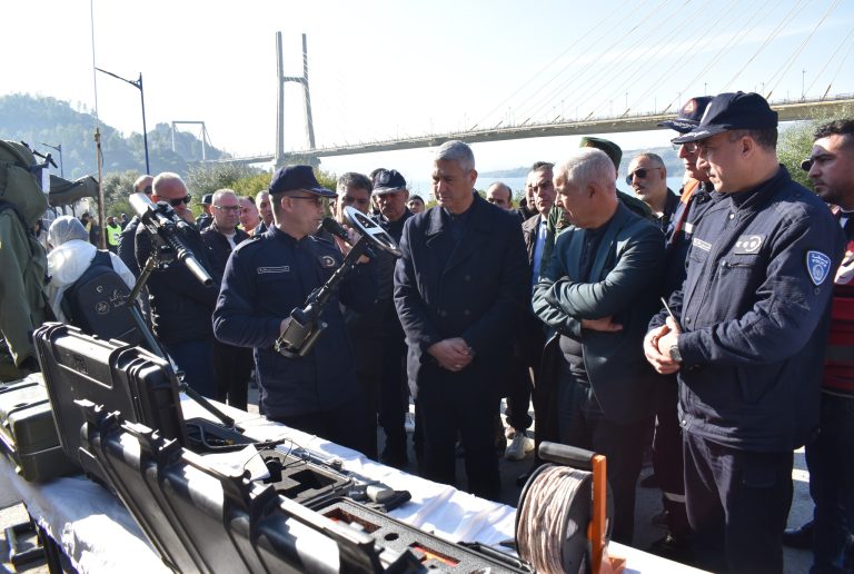 شرطة ولاية الشلف تنفذ عملية مداهمة مشتركة لتعزيز الأمن ومكافحة الجريمةF