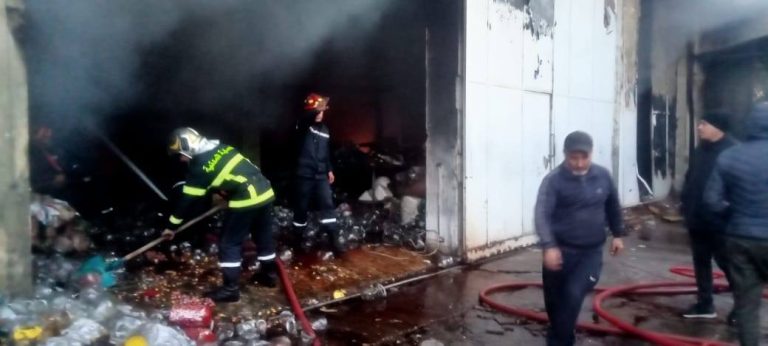 إخماد حريق بمصنع لإنتاج اللبان بولاية تيزي وزو
