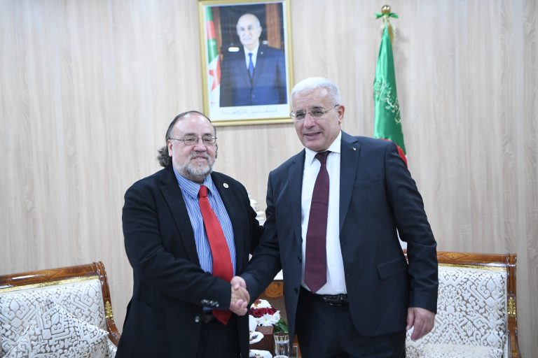 المجلس الشعبي الوطني يستقبل عضو الجمعية الدولية لأصدقاء الثورة الجزائرية لتعزيز التعاون مع أمريكا اللاتينية