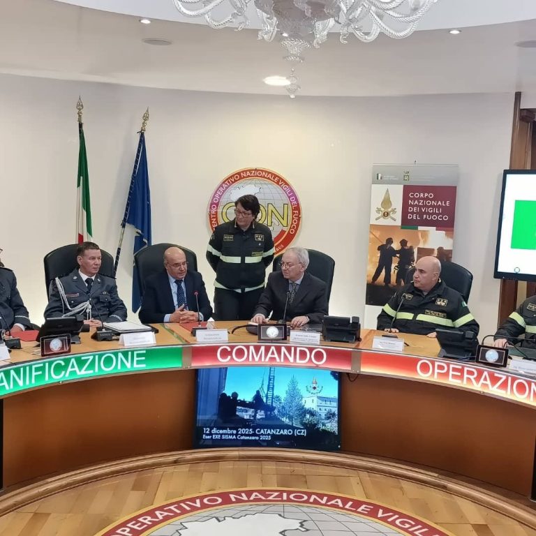 بوغلاف يبحث مع نظيره الإيطالي سبل تعزيز التعاون الثنائي بين البلدين