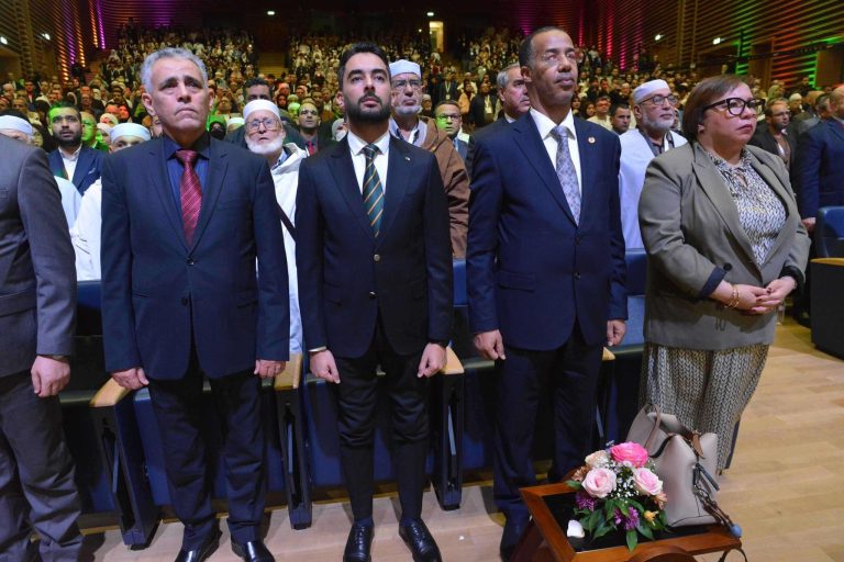 عضو مجلس الأمة أحمد محمد خونة يشارك في حفل تكريم عالم الجزائر بالجزائر العاصمة