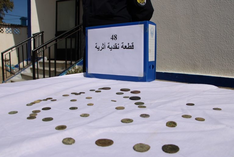 شرطة الطارف تسترجع 48 قطعة نقدية أثرية وتوقيف متورط في المتاجرة بالآثار