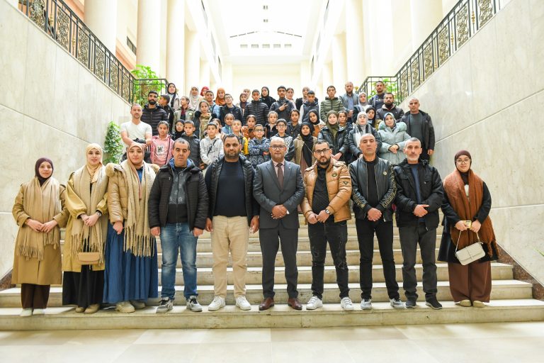 زيارة بيداغوجية لتلاميذ متوسطة الشهيد لخضر واضح إلى مقر المجلس الشعبي الوطني