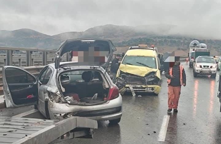 عين الدفلى : حادث اصطدام تسلسلي يسفر عن إصابة 6 أشخاص