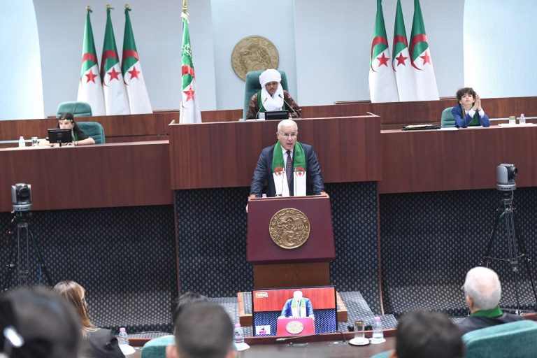 تنصيب برلمان الطفل الجزائري بمقر المجلس الشعبي الوطني