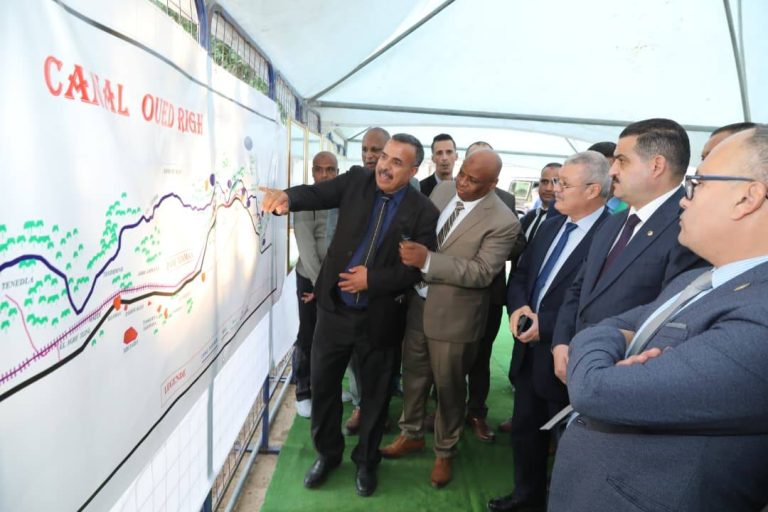 وزير الري يتفقد مشاريع تزويد المياه الصالحة للشرب بولاية قالمة