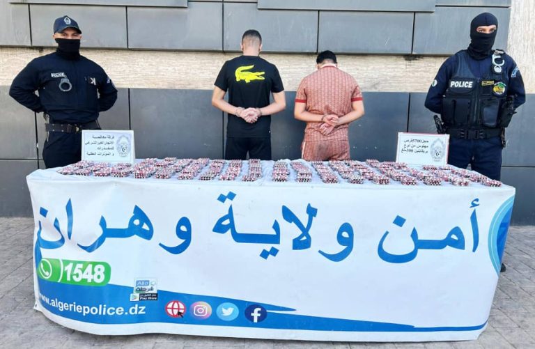 شرطة وهران تطيح بمروجين للمؤثرات العقلية وتحجز 5700 قرص مهلوس