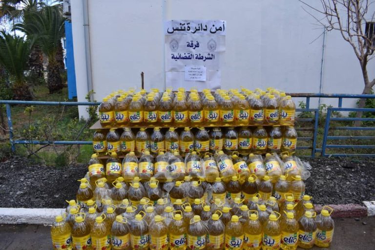 الشلف: شرطة تنس تحبط عملية احتكار وتحجز كمية كبيرة من زيت المائدة المدعم