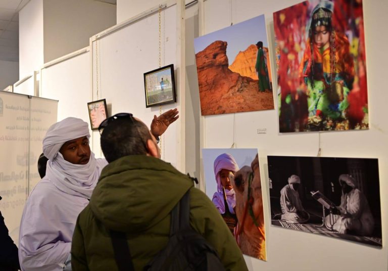 افتتاح الطبعة الثالثة للصالون الوطني للصورة الفوتوغرافية بوهران