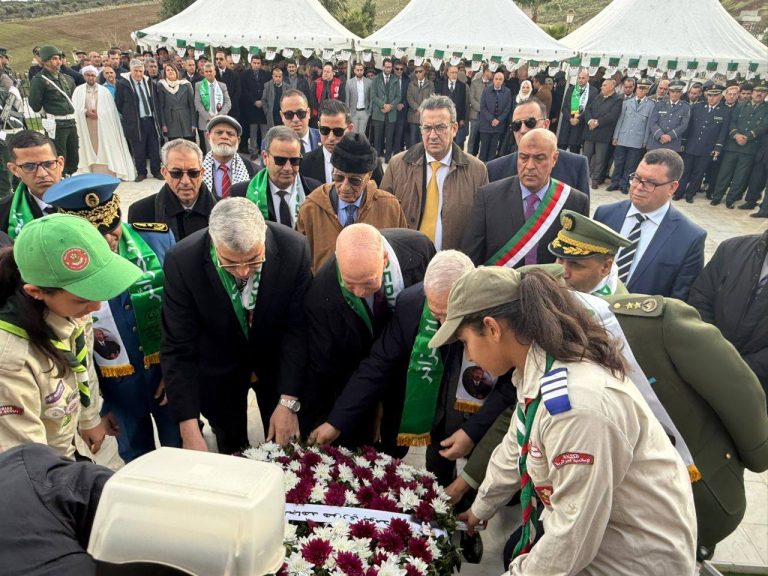 وزير الصناعة يشارك في إحياء الذكرى 47 لوفاة الرئيس الراحل هواري بومدين بولاية قالمة