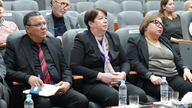 كريمة بكير تشارك في ورشة تحيين برامج التكوين المهني لشعبة المناجم والمحروقات بالجزائر