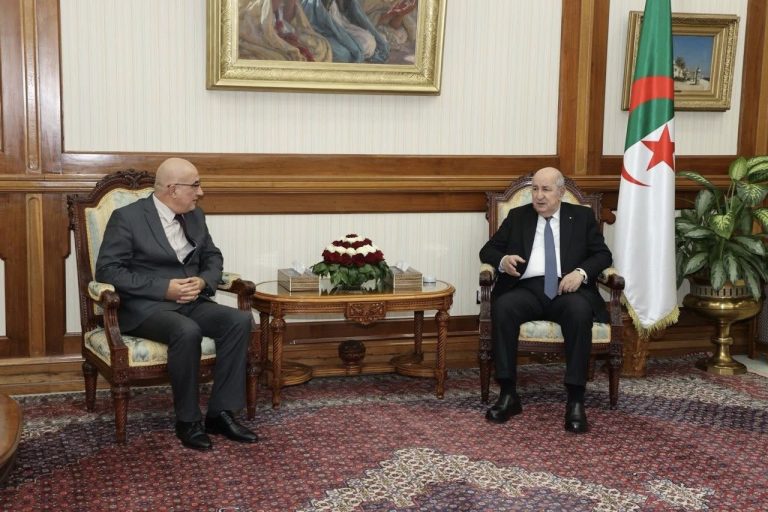 الرئيس تبون يستقبل الأمين العام للمحافظة السامية للأمازيغية