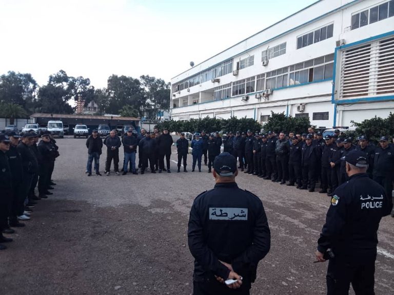شرطة وهران تشن مداهمة واسعة بمناسبة حلول السنة الميلادية الجديدة 2026