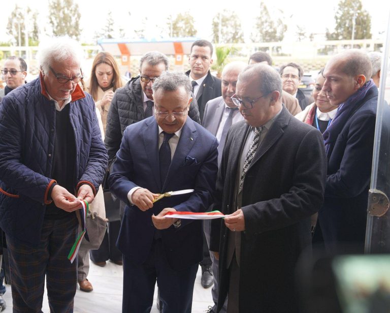 بداري يدشن أول مركز بحثي في الرياضيات التطبيقية بالجزائر