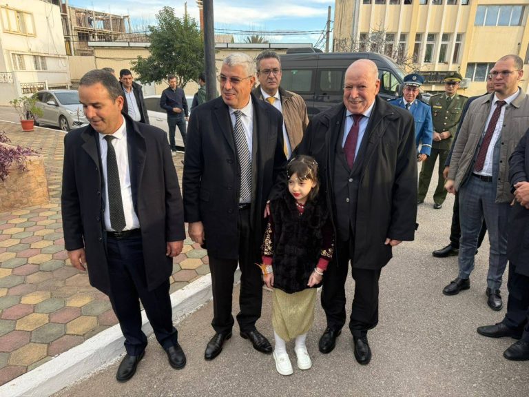 وزير الصناعة في زيارة عمل وتفقد إلى ولاية قالمة