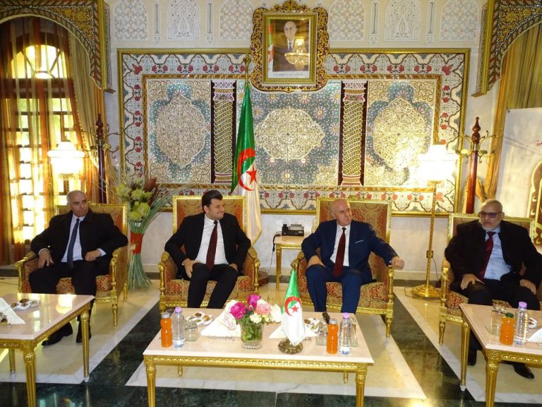 تلمسان: والي الولاية يستقبل وزير الفلاحة والوفد الموريتاني لتفقد مشاريع الصيد البحري