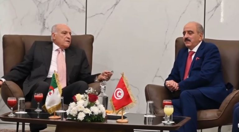 عطاف يحلّ بتونس للمشاركة في أشغال لجنة المتابعة الجزائر-تونس تحضيرًا للدورة الـ23 للجنة المشتركة