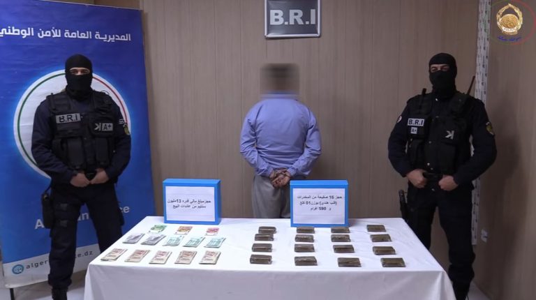 شرطة عنابة تحجز أزيد من 1.5 كلغ من القنب الهندي و1448 قرصًا مهلوسًا