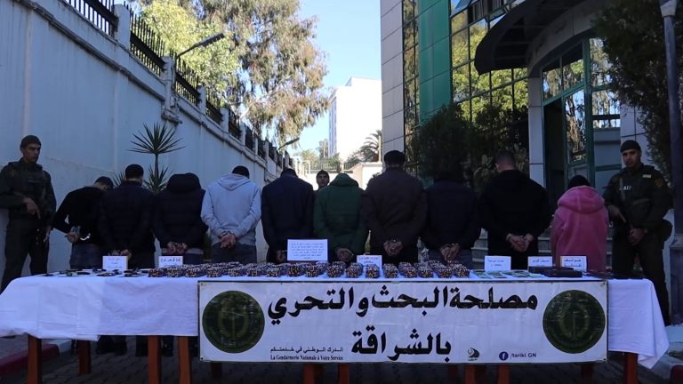 الدرك الوطني بالشراقة يوقف 10 أشخاص ويحجز قرابة 17 ألف كبسولة مهلوسة