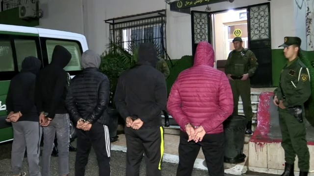 الدرك الوطني بعنابة يفكك شبكة احتيال إلكتروني على الجمهور عبر منصات التواصل الاجتماعي