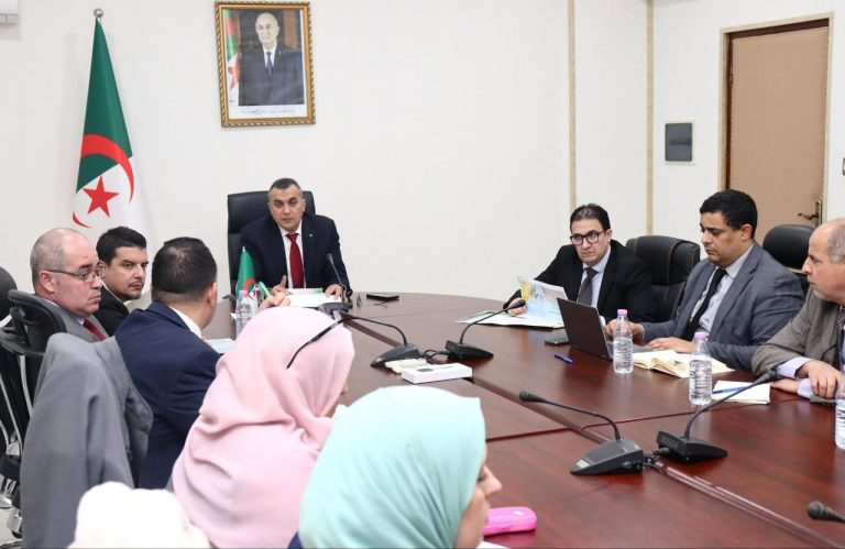 اجتماع تنسيقي لتأمين خدمات الاتصالات مع مشروع غار جبيلات