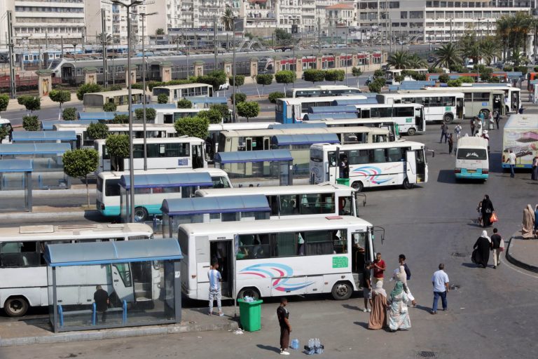 الدولة ستقدم التسهيلات اللازمة كل من يرغب في اقتناء حافلات جديدة للنقل