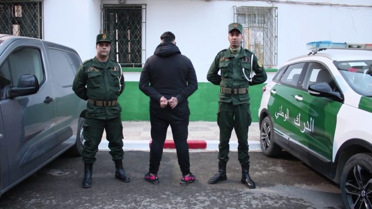 الدرك الوطني بسطيف يوقف شخص قام بمناورات خطيرة معرضا حياة الغير للخطر