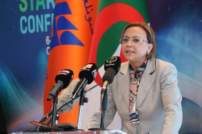 كوثر كريكو ونور الدين واضح يفتتحان الندوة الدولية حول الابتكار الأخضر