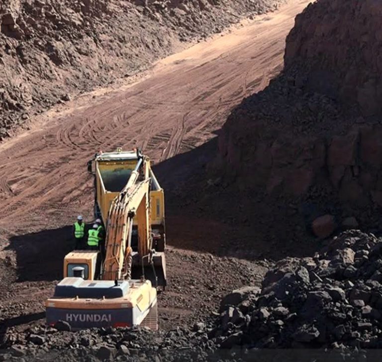 نجاح الجزائر في ربط منجم غارا جبيلات بالسكك الحديدية يعكس خطوة اقتصادية جريئة