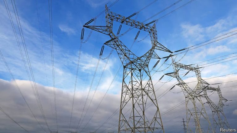 سونلغاز تفعل مخططات استعجالية لضمان استمرارية التموين بالكهرباء خلال الاضطرابات الجوية