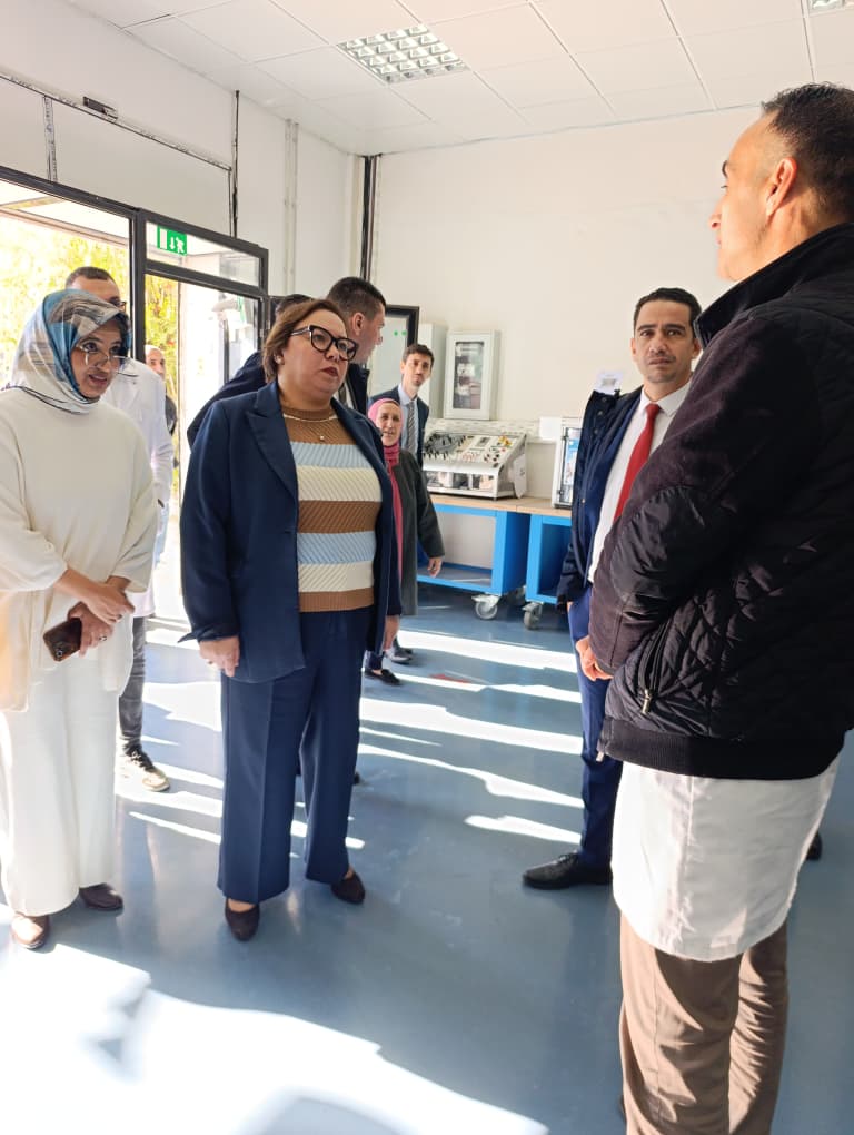 تدشين أول مركز امتياز في الإلكترونيات المتقدمة بالجزائر