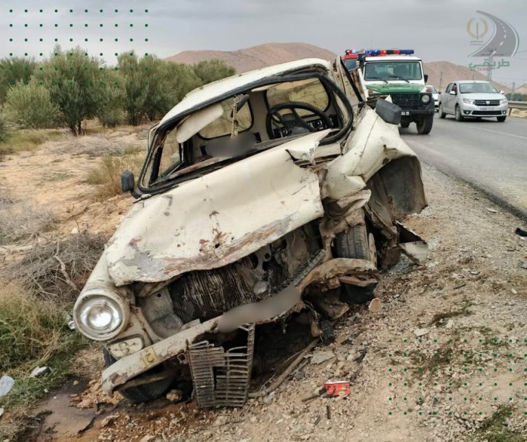 إصابة 4 أشخاص في حادث مرور بجانب حي #البدر ببلدية =طولقة