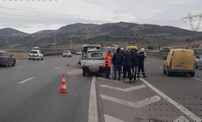 حادث مرور جسماني بالطريق السيار A3 الرابط بين ولايتي عين_الدفلى و #البليدة