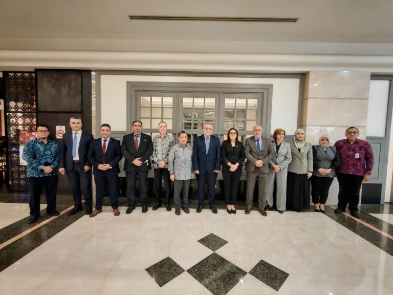 تعزيز الشراكة البرلمانية بين #الجزائر و#إندونيسيا خلال زيارة رسمية