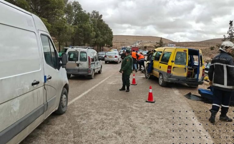 حادث مروع على الطريق الوطني رقم 23 بين الأغواط وتيارت