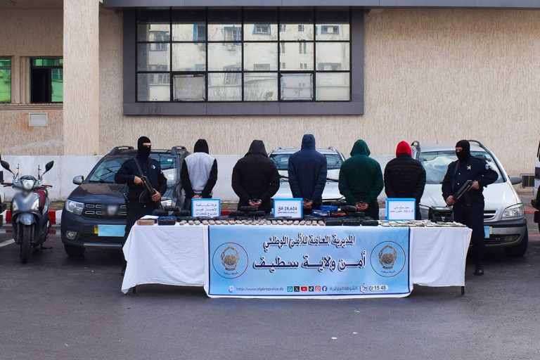 شرطة سطيف توقف شبكة إجرامية وتحجز كمية كبيرة من المخدرات