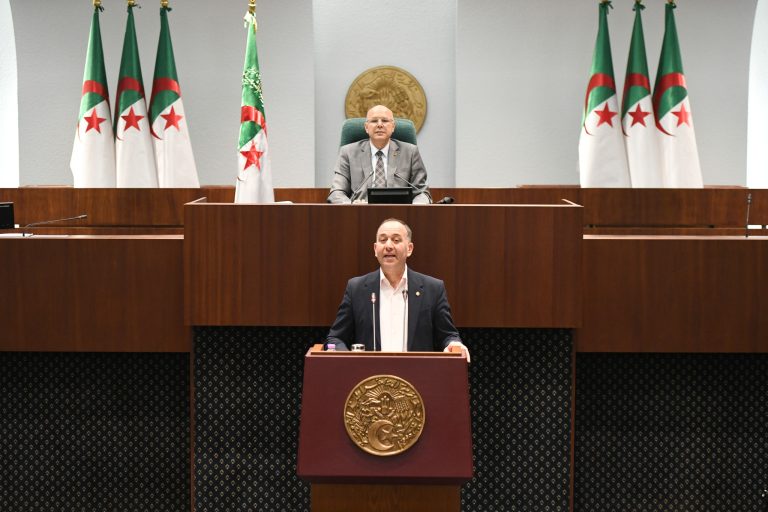 وزير اقتصاد المعرفة والمؤسسات الناشئة يرد على أسئلة النواب في جلسة شفوية