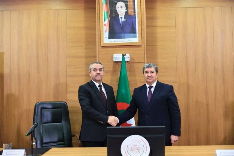 وزراء الاتصال والتربية يشرفون على يوم تكويني للصحفيين حول القطاع التربوي