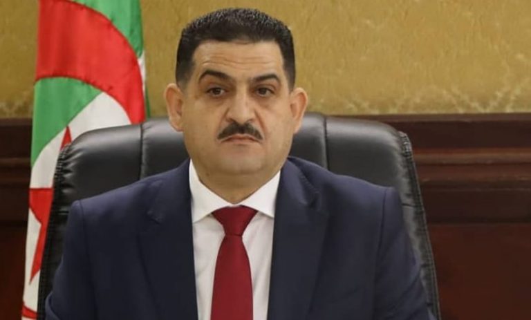 وزير الري يعلن عن إزالة الأوحال في 3 سدود ويستعد لمشاريع جديدة لنزع 30 مليون متر مكعب