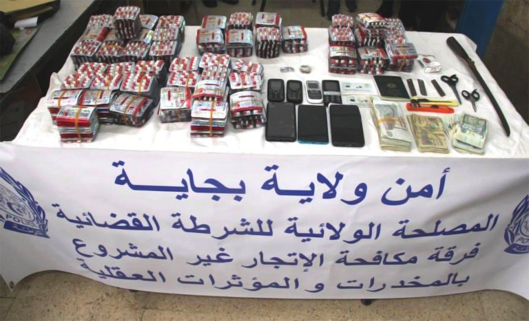 أمن ولاية بجاية يطيح بشبكة إجرامية في مجال المخدرات والمؤثرات العقلية